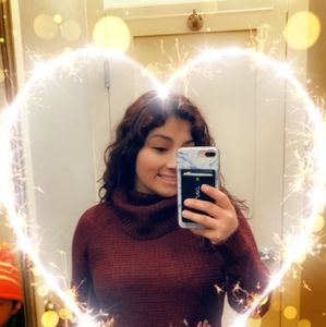 Meet your Posher, Marissa